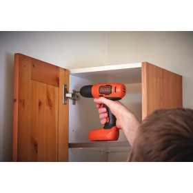 Masina de insurubat si gaurit, cu percutie, Black and Decker, BDCD8K, cu acumulator, 1.5AH, 12Nm