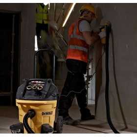Aspirator Umed/Uscat DeWalt 1400W 38L - DWV902L