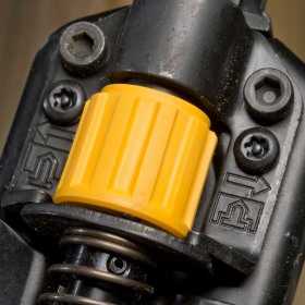 Ciocan batut cuie in profile pregaurite din metal 18V XR - DeWALT- DCN693N