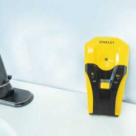Detector Stanley STHT77588-0 metale / profile 38mm