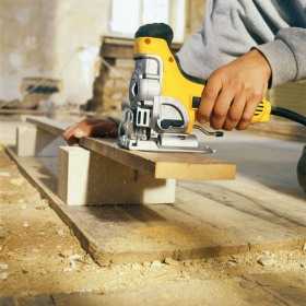 Fierastrau pendular DeWALT DW333K 701W 800-3100cpm
