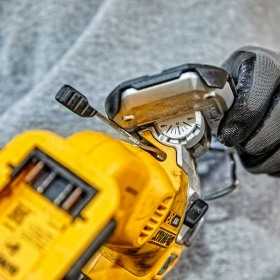Fierastrau Pendular Cu Maner DeWalt DCS334P2 2 x 5 Ah