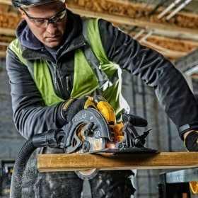 Circular DeWALT cu Acumulator, De Mana DCS575N, 67mm, 54V, Flexvolt Naked