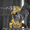 Bormasina DeWALT cu percutie, DCD999NT, cu acumulator, 126 Nm