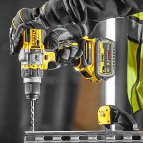 Bormasina DeWALT cu percutie, DCD999NT, cu acumulator, 126 Nm