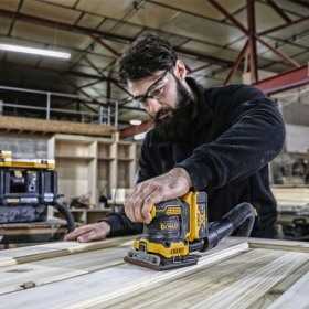 Slefuitor cu Vibratii DeWalt DCW200N, 18 V, XR, BL