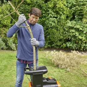 Tocator resturi vegetale Black+Decker 2800W