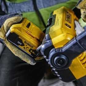 Reflector cu trepied DeWalt DCL077, Lanterna LED, XR 18 V, Fara Acc, Fara statie