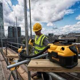 Aspirator Umed/Uscat DeWalt 300W 7.5L - DCV584L
