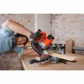 Fierastrau Circular Black+Decker BES700, Stationar, 1600 W