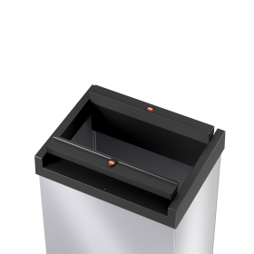 Cos de gunoi argintiu cu capac negru batant Hailo Big-Box Swing L 35 L