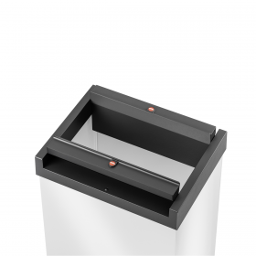 Cos de gunoi din otel inoxidabil alb cu capac batant negru Hailo Big-Box Swing L 35 L
