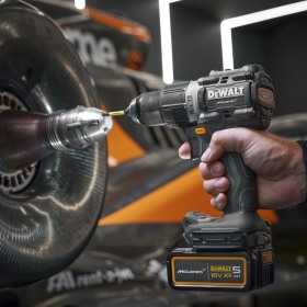 Kit 2 unelte cu motor fără perii DEWALT, McLaren F1 Team 18V XR ,-2 x 5Ah DCK200MP2T