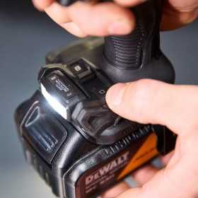 Masina de gaurit si insurubat cu percutie, DEWALT X MCLAREN F1 Team,  18V, XR 2x 5Ah, 90 Nm, cutie TSAK, DCD86MP2T