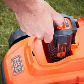 Masina de tuns gazonul cu acumulator Black+Decker, 36 V, 2,5 Ah, latime de taiere 33 cm, sac 35 L - BCMW3336L1